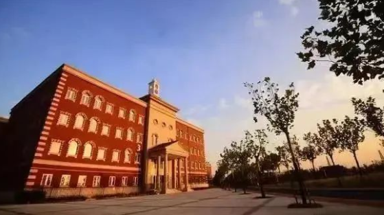 2024年上?；蒽`頓國際學(xué)校招生入學(xué)學(xué)費(fèi)及升學(xué)情況